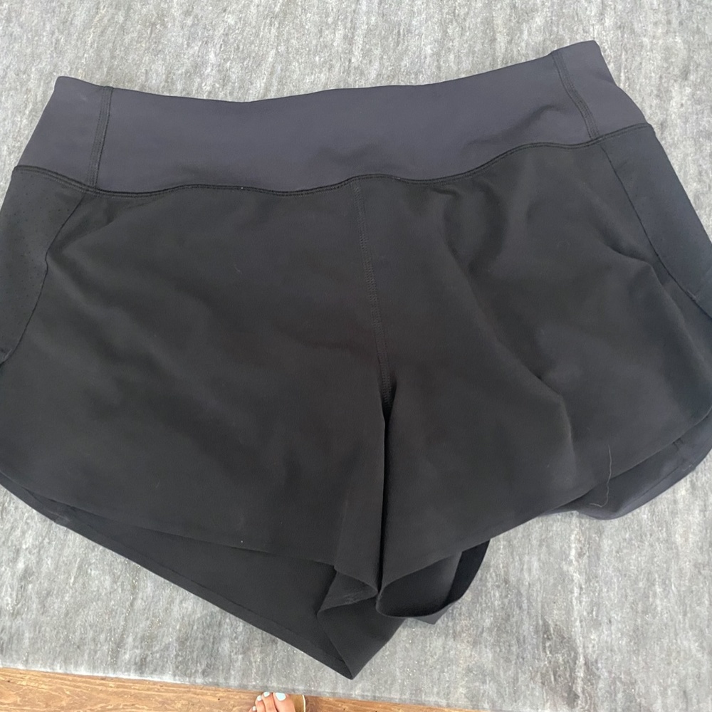 ATHLETA Run With It 3.5 Shorts